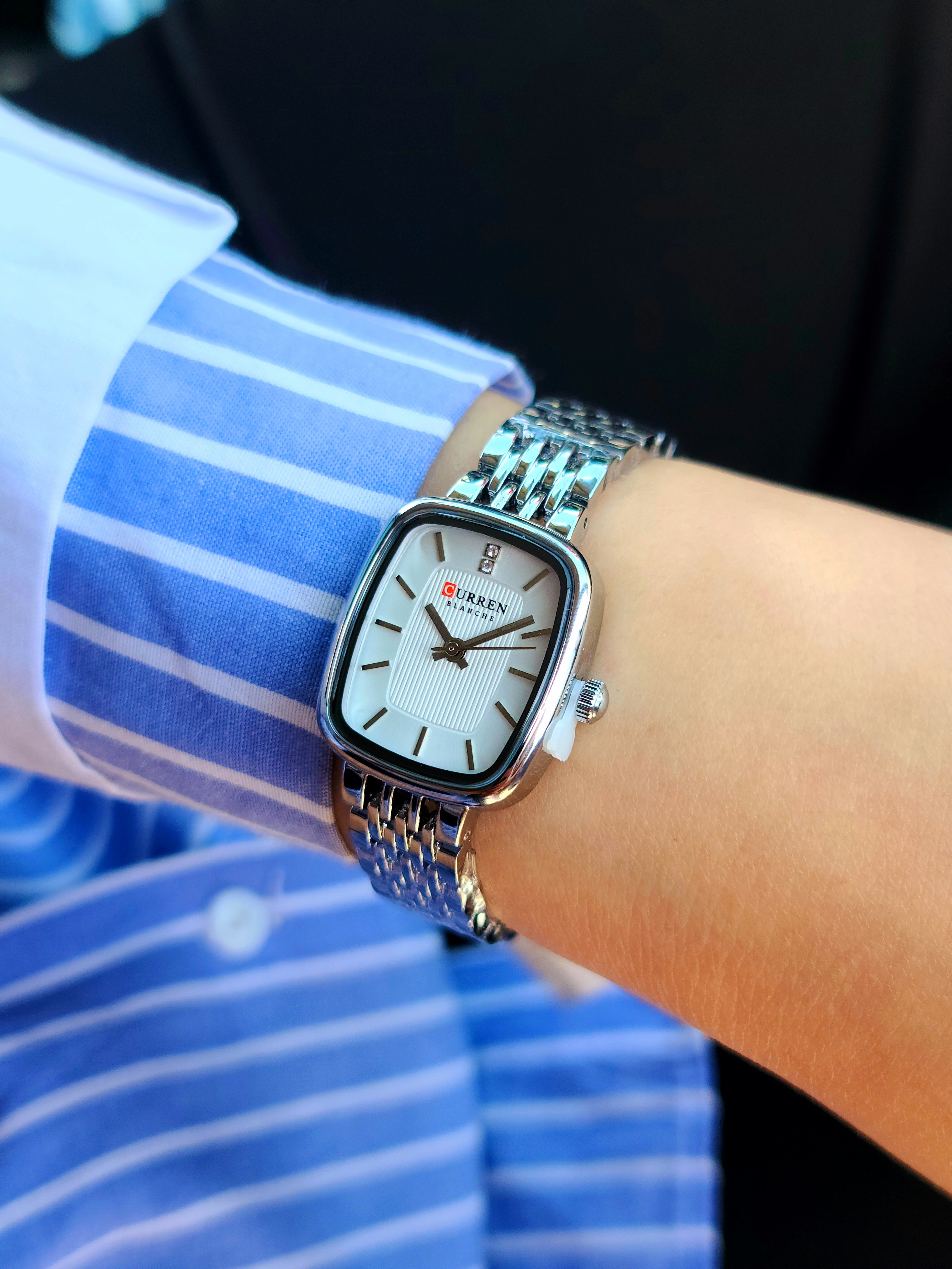 Montre curren 9093 femme