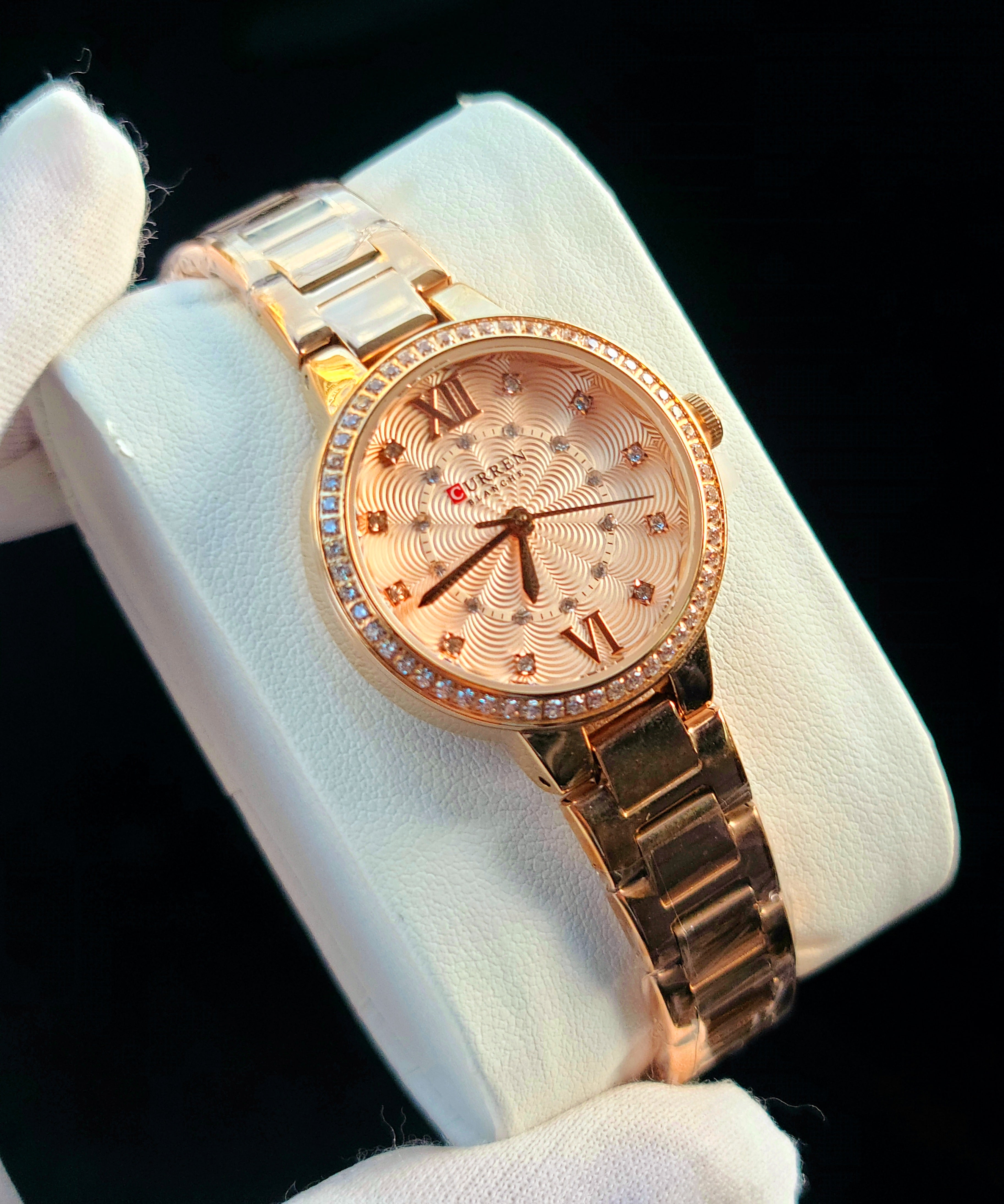 Montre curren 9085 femme